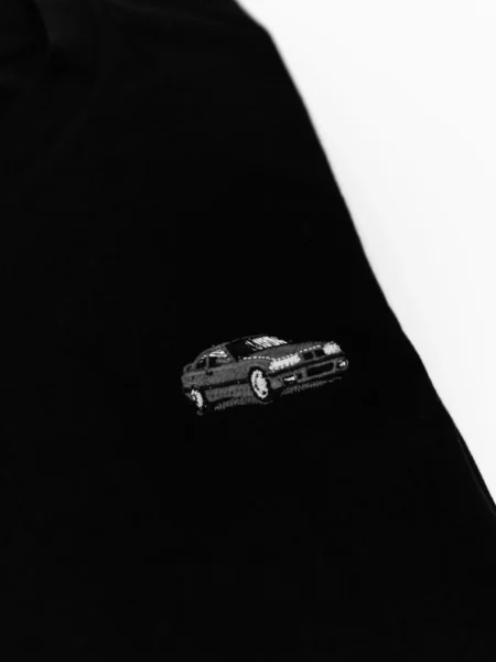 Custom - Twoje auto na bluzie