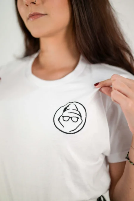 Custom - mały znaczek na koszulce